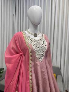 Conjunto de Fiesta para Bodas, Estilo Cosmos, con Hilo de Seda, Espejo Real y Encaje, Top y Palazzo con Dupatta de Encaje de Seda Fendy - Product Image 4