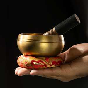 Bol chantant népalais fait à la main pour le yoga, la méditation, la thérapie sonore, la guérison spirituelle, la résonance profonde, artisanat métallique en 2025 - Product Image 6
