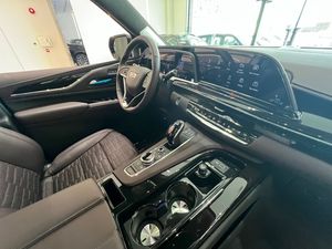 NUEVO Cadillac Escalade 2024 (Sport Platinum) (400-499Hp) 0 km de kilometraje TRANSMISIÓN AUTOMÁTICA - Product Image 2