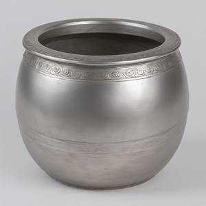 Maceta de metal decorativa brillante pulida rústica perfectamente adecuada para la decoración elegante del jardín y las necesidades de estilo de temporada - Product Image 6