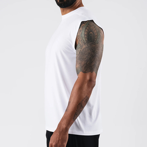 เสื้อกล้ามออกกำลังกายแบบขายส่ง สกรีนโลโก้ได้ ผลิตจากโพลีเอสเตอร์ 63% เรยอน 32% สแปนเด็กซ์ 5% เสื้อกีฬาแขนกุดสำหรับผู้ชาย - Product Image 2