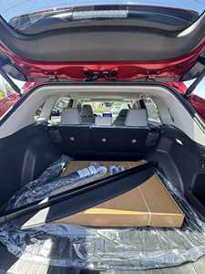 Toyota RAV4 XLE Premium Usado 2025 - Product Image 4