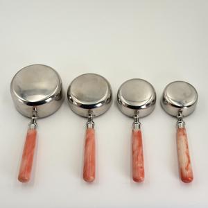 Juego de Tazas y Cucharas Medidoras de Acero Inoxidable con Mango de Resina para Regalo, Cocina y Repostería - Product Image 5