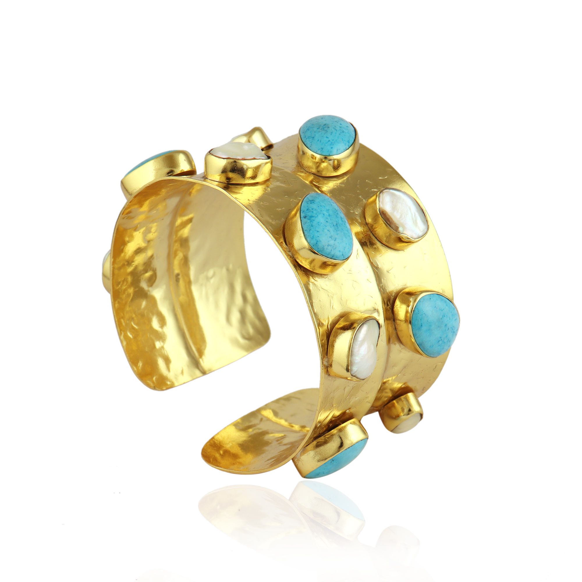 ฟ้า &amp; ขาว