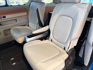 Certified Clean Fairly Used 2025 Volkswagen ID. Buzz 1st Edition EV VAN WITH FAST CHARGING AND LONG DRIVING RANGE FOR EVERYDAY M - Product Image 5