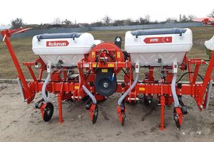 Semoir de maïs agricole abordable de nouvelle conception/semoir de maïs à 4 rangées/semoir de semoir de maïs - Product Image 6