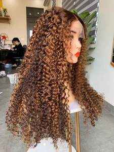 Crépus Bouclés 100% Vierge et Remy Prix de gros Extensions de cheveux humains vietnamiens Perruques et Bundles - Product Image 5