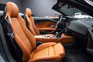 Audi R8 5.2 quattro V10 berline 2024 d'occasion, propre et prête à être expédiée - Product Image 3