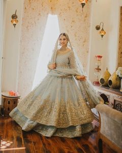 ÉLÉGANTE & BEAUTIFUL-BRIDAL-ANARKALI, LEHENGA & DUPATTA AVEC PERLES DE VERRE EN CRISTAL, PIERRE, DABKA TRAVAIL POUR MARIAGE = 2024 - Product Image 1