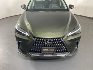 รถยนต์มือสองปี 2025 NX 250 Base SUV เบาะหนังสีดำ เกียร์อัตโนมัติ หลังคาพาโนรามา กล้องมองหลัง 360 องศา - Product Image 3