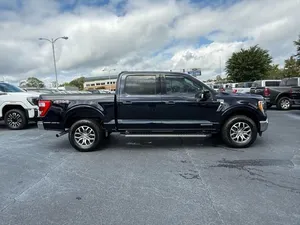 Ford F-150 Lariat Usada de 2021 - Product Image 6