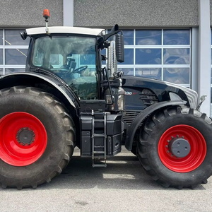 Fendt Vario 936 Tractor Vario Terminal 7 12V ABS Socket Iluminación frontal Baliza giratoria Componentes de núcleo izquierdo y derecho Motor de bomba - Product Image 1