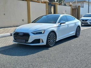 2021 sièges en cuir intérieur foncé AU DI A5 PREMIUM PLUS 2.0L d'occasion entraînement AWD - Product Image 2