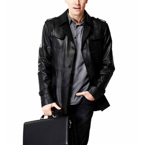 Manteau en cuir chaud de qualité supérieure, conçu pour le confort quotidien et le style hivernal, avec un matériau doux et flexible - Product Image 3