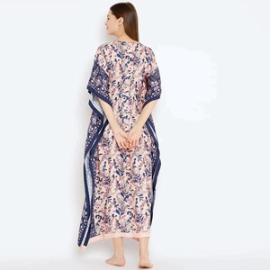 Slim Fit Viscosa Rayón Manga corta extendida Cuello redondo con tapeta de botones Melocotón Floral Maxi Kaftan - Product Image 5