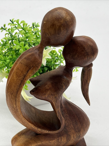 Escultura de Amantes de Madera Art Deco Hecha a Mano Ecológica, Estatua de Pareja Romántica para Dormitorio, Sala de Estar, Oficina en Casa - Product Image 5