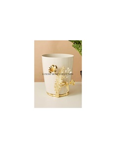 ถังขยะโลหะที่ทนทานและน่าดึงดูดมีตัวถังที่เพรียวบางและทนทานต่อรอยขีดข่วนเหมาะสำหรับการใช้งานในระยะยาว - Product Image 5