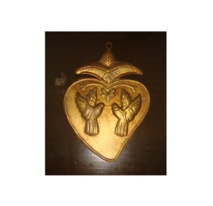 Pendentif en métal en forme de cœur flammant, Sacré-Cœur de Jésus, collier de prière en métal, décoré d'un délicat médaillon ornemental avec chaîne - Product Image 4