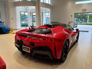 Ferrari SF90 Spider Usado 2024 - Product Image 4