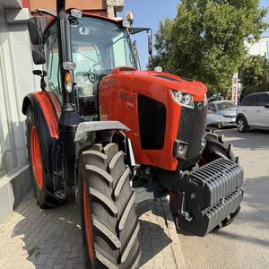 Tracteur à roues M6-141 KUBOTA 4WD équipé d'une cabine chauffée et d'une climatisation Boîte de vitesses de pompe à moteur neuve - Product Image 6