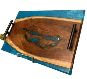 Plateau de service en résine en bois poli avec poignée Serveur de fête moderne Rectangle en bois d'acacia durable personnalisé - Product Image 6