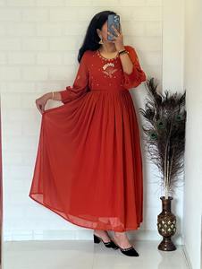 Venta caliente Blooming Georgette con trabajo manual Kurti Fabricante y proveedor de India a la tarifa más baja - Product Image 3