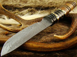 Cuchillo de caza de acero damasco hecho a mano DIY OEM personalizado con mango de madera espaciador de latón Funda de cuero para supervivencia - Product Image 3