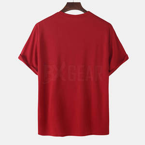 Camiseta de algodón de alta calidad para hombre con ajuste clásico y precio duradero, ideal para usar solo o en capas - Product Image 2
