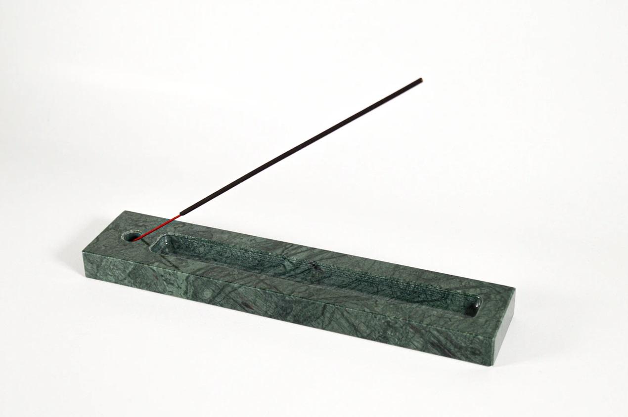 สีเขียว