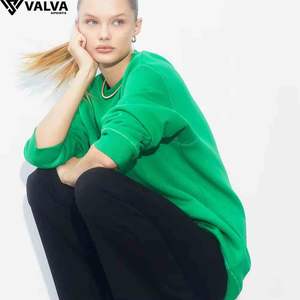 Sweatshirts ras du cou à manches longues décontractés pour femmes Essentiels de couleur personnalisés respirants à séchage rapide personnalisés selon votre marque. - Product Image 5