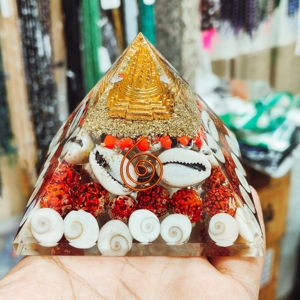 Orgone Gomti Chakra Shri Yantra Laxmi Pyramide Pour La Richesse Dhan Lakshmi Pyramide Seigneur Laxmi Pyramide Pour La Prospérité Finance Succès - Product Image 2