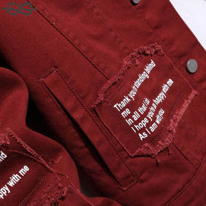 Chaqueta vaquera con bolsillo y solapa gráfica con eslogan para hombre, Chaqueta de algodón de manga larga con diseño rasgado y bolsillo con botones - Product Image 3