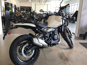 Nouvelles motos Himalayan 450 2026 toutes disponibles en stock - Product Image 6