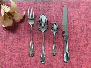 Tối Giản Phong Cách Bạc 304 Thép Không Gỉ Dao Kéo Đặt Muỗng Dao Nĩa <span class=keywords><strong>Set</strong></span> 24Pcs Dao Kéo Thiết Lập Hoàn Hảo Như Một Món Quà - Product Image 6