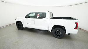 Usado 2020 Toyotas Tundra 4WD SR5 Doble cabina 6,5 'Cama 5.7L Vehículo Mano izquierda Mano derecha Coches usados para la venta - Product Image 6