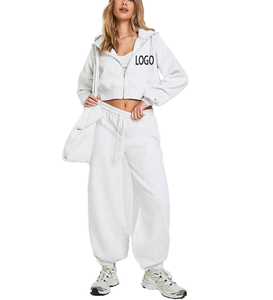 ชุดวอร์มผู้หญิงทรงสปอร์ตแบบสบายๆ ของแท้จากโรงงาน ประกอบด้วยเสื้อครอปสั้นแบบเรียบง่ายและกางเกงขายาวเอวสูงทรงหลวม กระชับข้อเท้า เหมาะสำหรับฤดูใบไม้ร่วง - Product Image 4