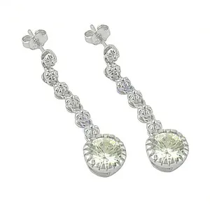 Boucles d'oreilles pendantes en argent 925 pour femmes, serties de zircon cubique, plaquées or avec perle de quartz et diamant - pour mariages et fêtes - Product Image 3