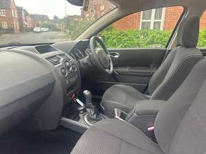 RENAULT MEGANE 1.4 1 2005 D'OCCASION CÔTÉ GAUCHE/DROIT - Product Image 5