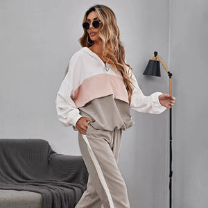 Ensemble de survêtement décontracté pour femmes, vêtements de sport conçus pour l'entraînement, le fitness, le confort, l'usage quotidien et un style de vie moderne - Product Image 1