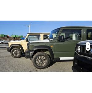 Suzuki Jimny GL SUV 2023 Usado en Buenas Condiciones, Diésel Turbo Automático, 25001-50000 Millas, Asientos de Cuero, Techo Solar, en Venta - Product Image 2