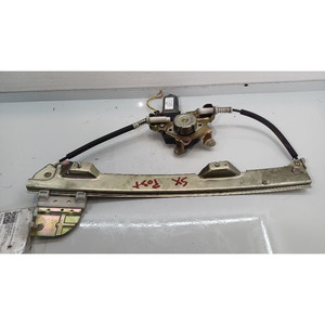 Mecanismo Regulador de Ventanilla Trasera Izquierda (LH) para Serie 1 741090051 SQR473F (09>14) - Product Image 1