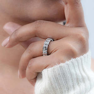 Joyería fina 9K 14K 18K oro laboratorio cultivado diamante anillo IGI certificado CVD Baguette corte laboratorio diamante anillos de boda joyería delicada OEM - Product Image 4