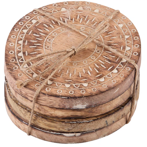 Ensemble de sous-verres de luxe irréguliers de 4 pouces en bois de noyer massif faits à la main Style moderne Logo personnalisé écologique Cadeaux d'entreprise de qualité supérieure - Product Image 1