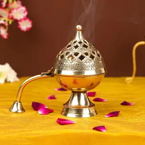 Quemador de incienso de producto único de lujo nuevo moderno tradicional quemador de Perfume Sambrani Dhoop Dhani Bakhoor quemador con tapa dorada