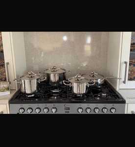 ชุดหม้อและกระทะสเตนเลสสตีลสีเงินขัดเงาผิวสัมผัสแบบตอกลาย ฝาปิดทรงฟักทอง ชุด 4 ชิ้น ยี่ห้อ Ruffoni - Product Image 1