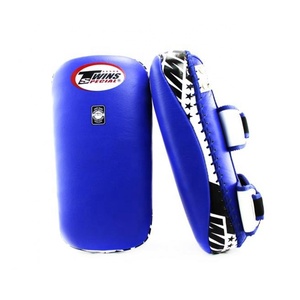 Customized Best Quality Kicking <b>Shield</b> <b>Kick</b> Pad Large Curved Focus Boxing Mma Training Arm Muay Thai Boxing Kicking <b>Shield</b> - Product Image 4