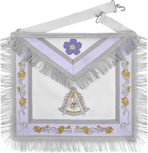 Mandil Masónico de la Logia Azul Maestra de California, Bordado, de Lujo, con Bordes Plateados Magnéticos, Flecos Plateados, Origen Importado - Product Image 1