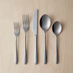 Ensemble de couverts de nouvelle conception, nouveau métal, double torsion, manche argenté, acier inoxydable, couverts plaqués argent - Product Image 2