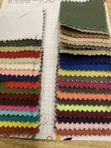 Jeans évasés en denim délavé taille haute pour hommes grandes tailles, style hip-hop streetwear, vente en gros OEM - Product Image 5