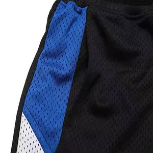 Pantalones cortos de algodón y poliéster de verano con correa elástica para exteriores con impresión por sublimación para hombres disponibles en diferentes colores de buena calidad - Product Image 2